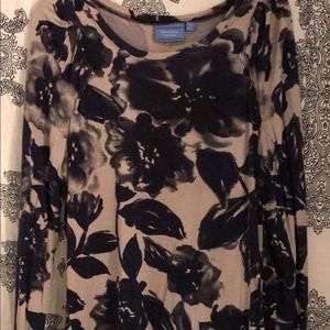 Simply Vera Vera wang size XL long sleeve.